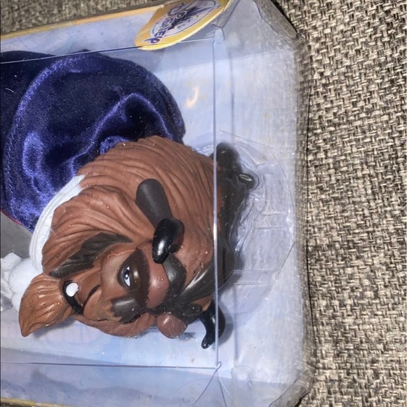 Beast classic doll - Picture 2 of 3